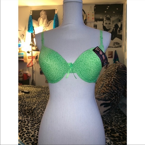 Green Cheetah Bra - Picture 2 of 6